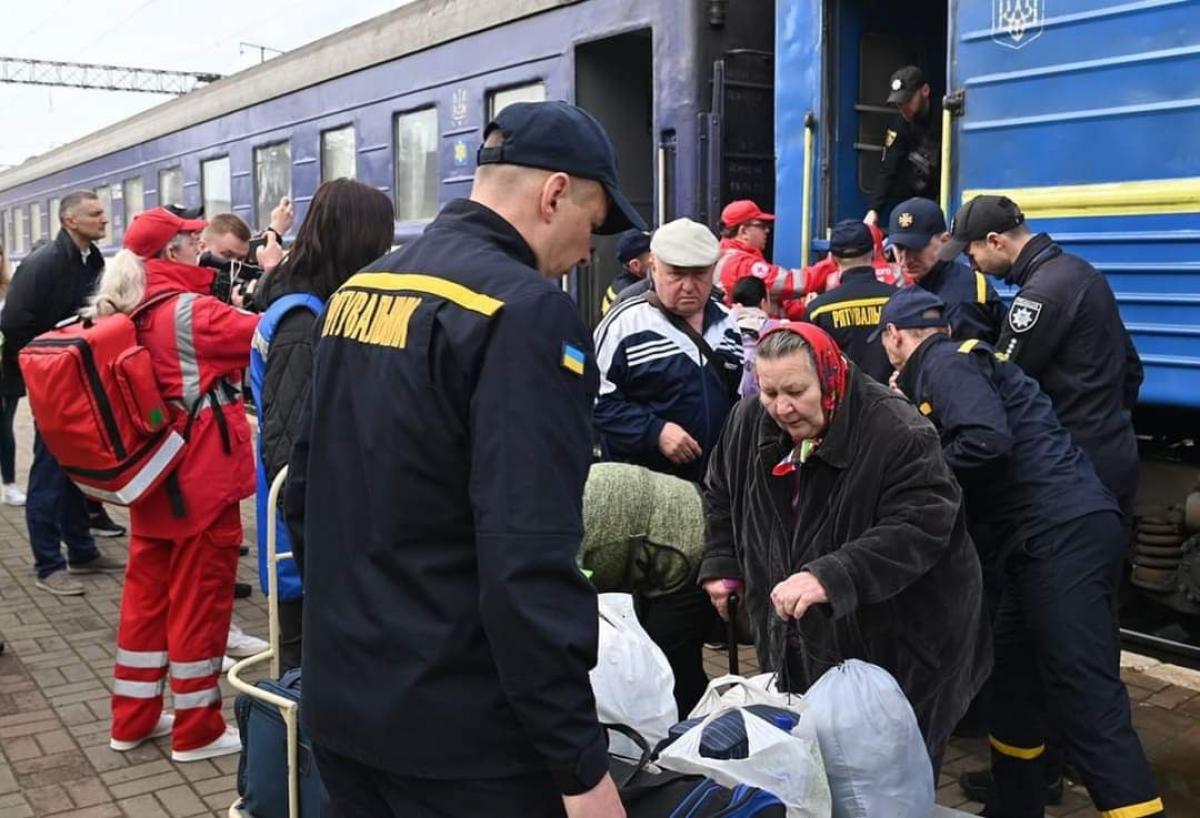 Рівненщина зустріла п'ятий евакуаційний потяг з Донеччини